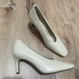 Vince real leather pumps
